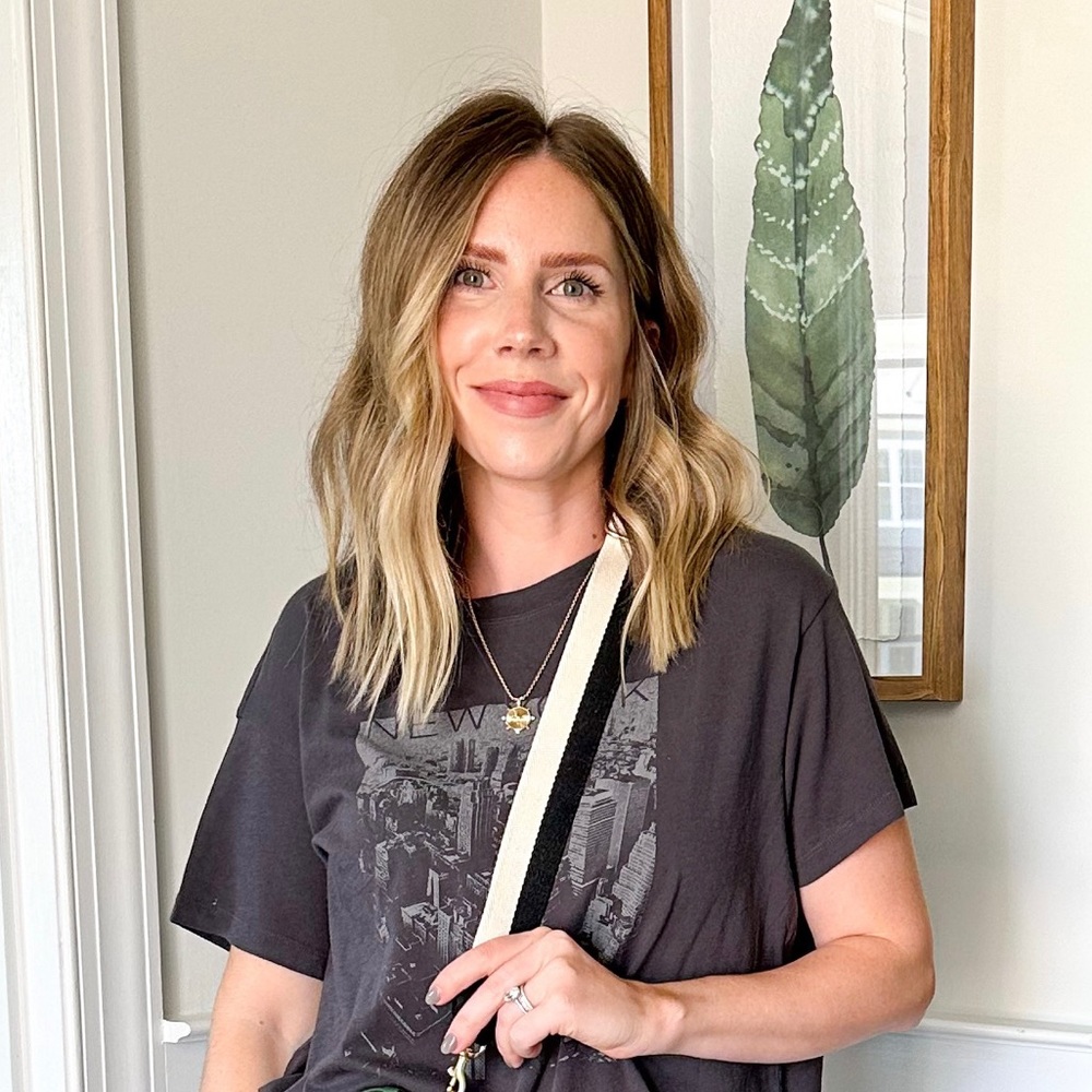 Meet your Posher, Lauren